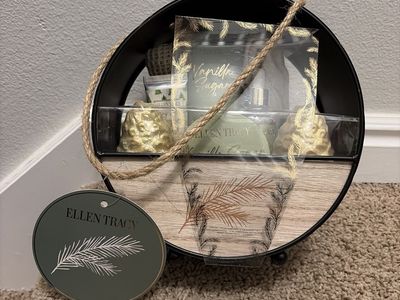 New Ellen Tracey Bath Gift Set In Hanging Plant