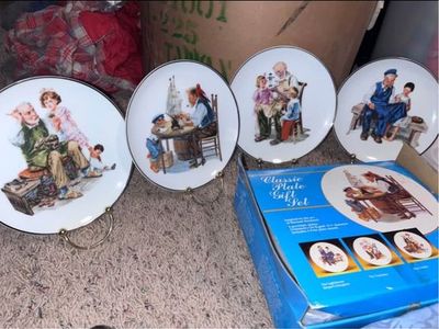Classic Plate Gift Set by Norman Rockwell - Four 6.5" Porcelain Collector Plates, Gold Rim