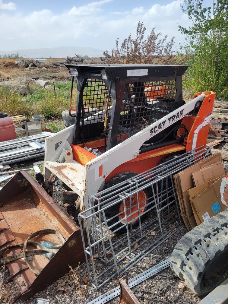 skid steer