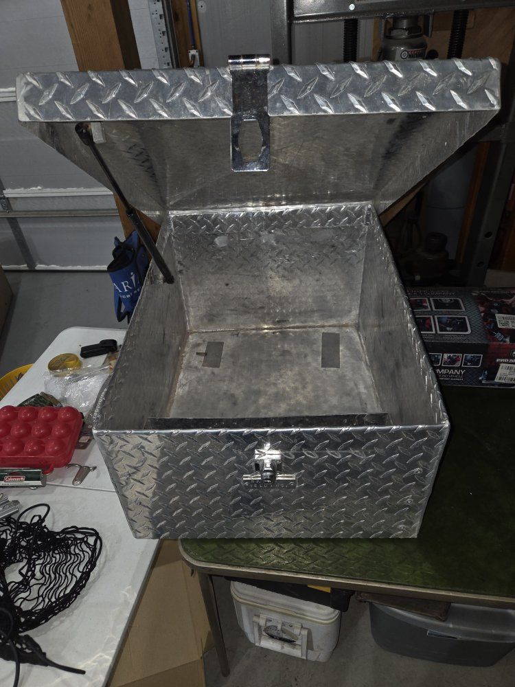 Diamond Plate Aluminum Storage Box - Tool Box