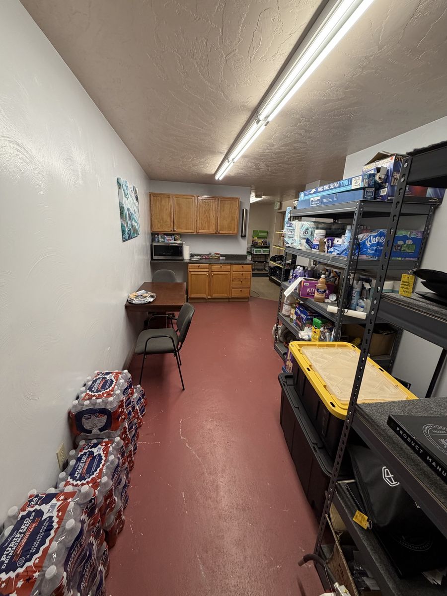Main image 3