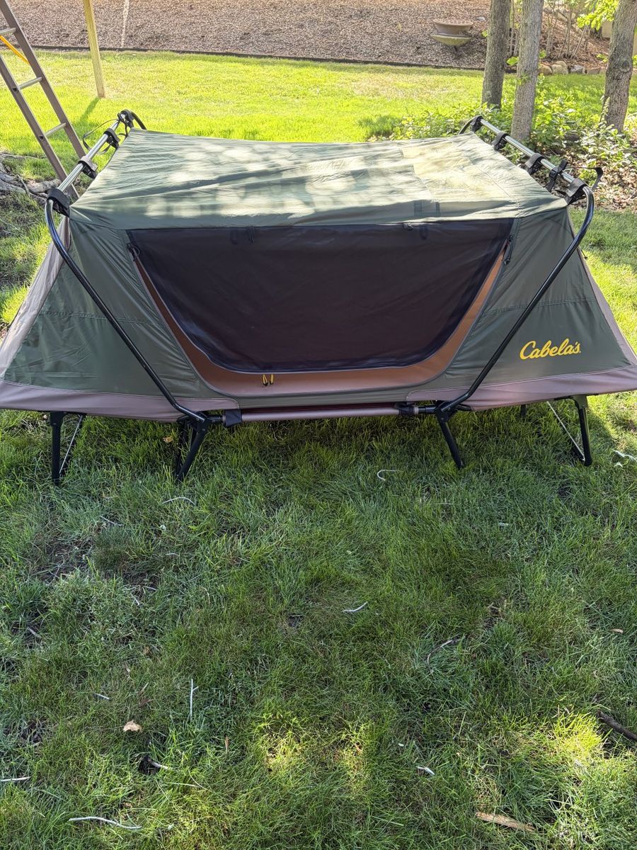 Cabela's Double Deluxe Tent Cot