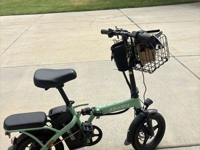 ASKMY Electric Folding E-Bike with Basket & Extra Battery - Good Condition