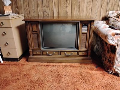 Classic Console TV