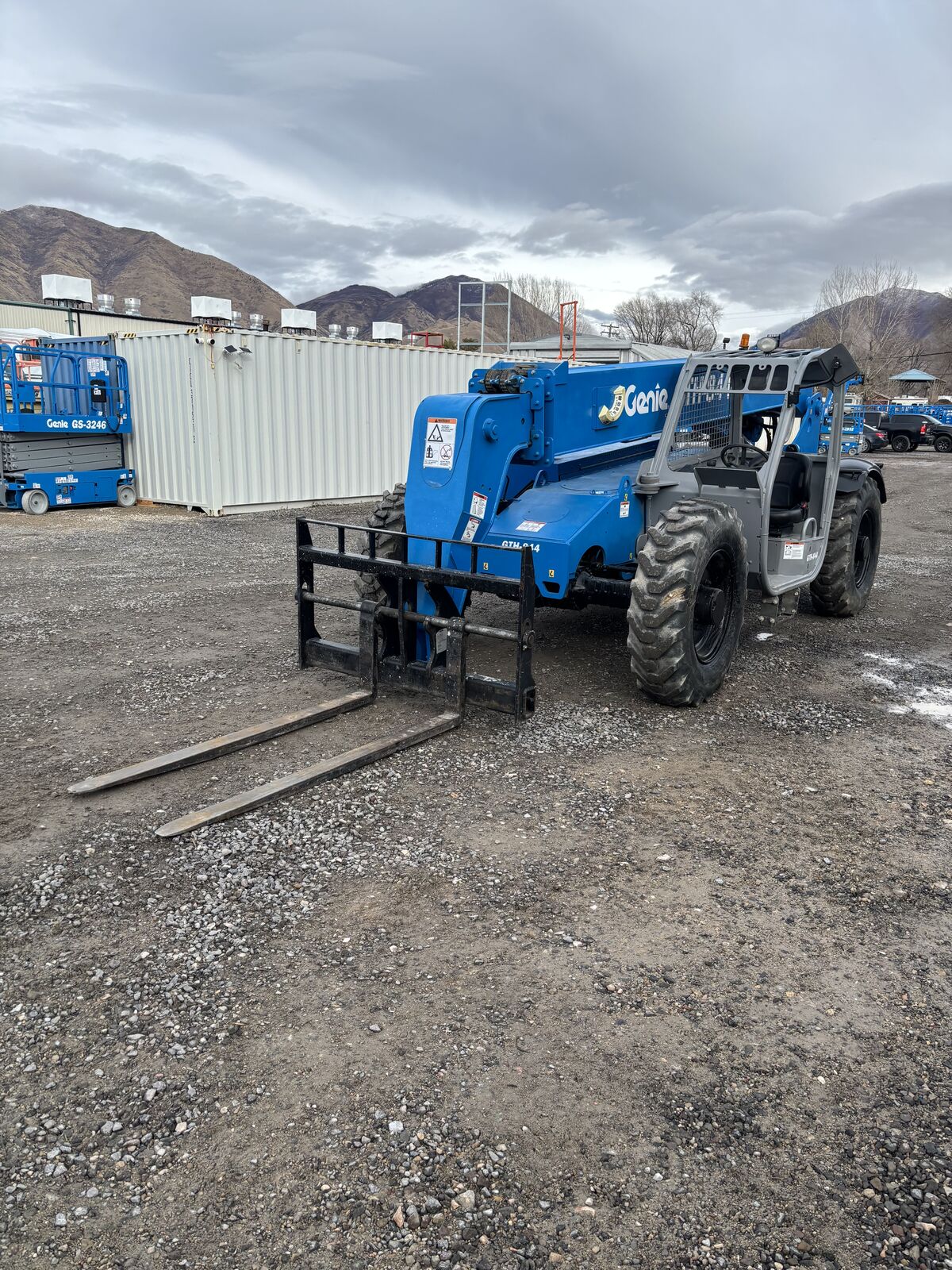 2013 Genie GTH-844 -Warranty- Forklift Telehandler (id.6654)