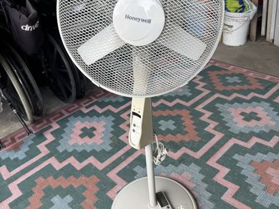 Honeywell Pedestal Stand Fan with Remote