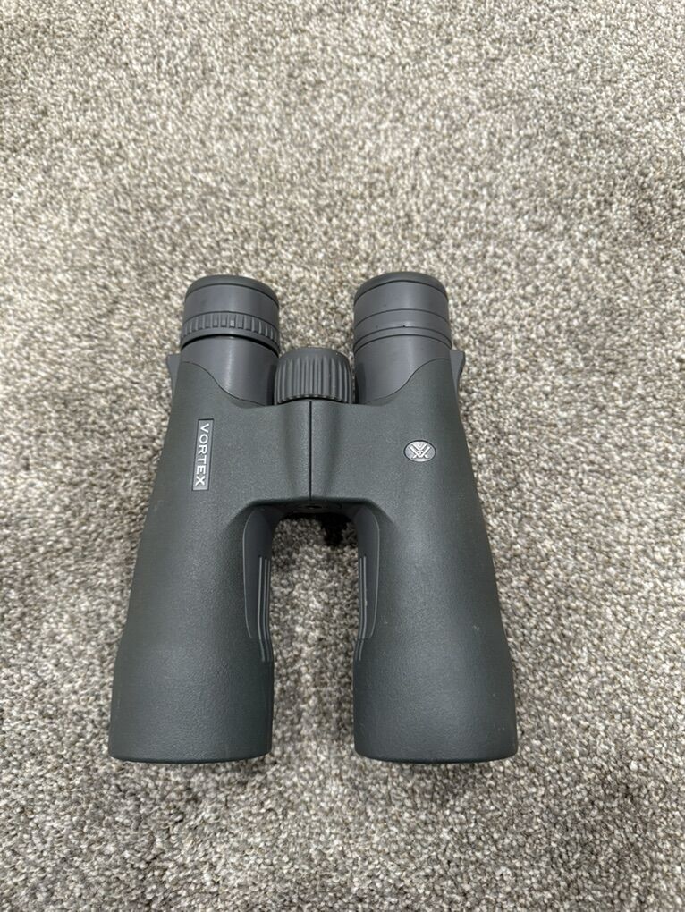Vorted Razor UHD 12x50 Binoculars