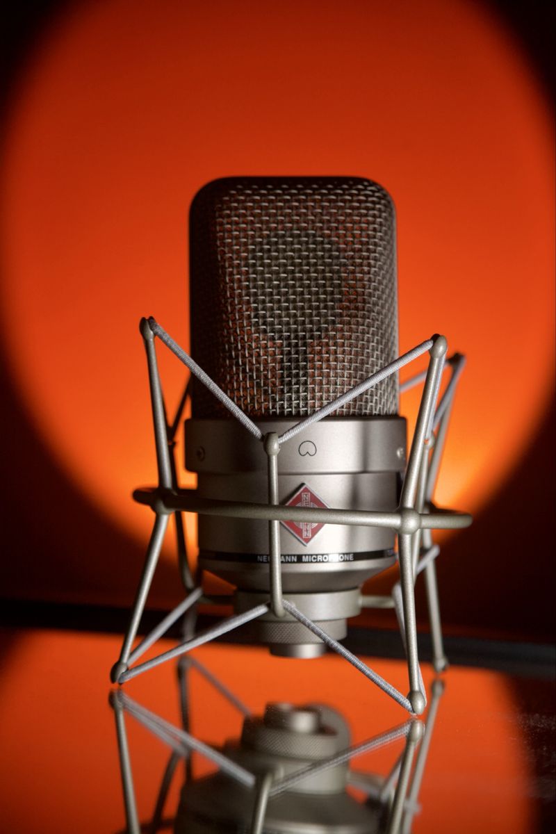 Neumann TLM 49