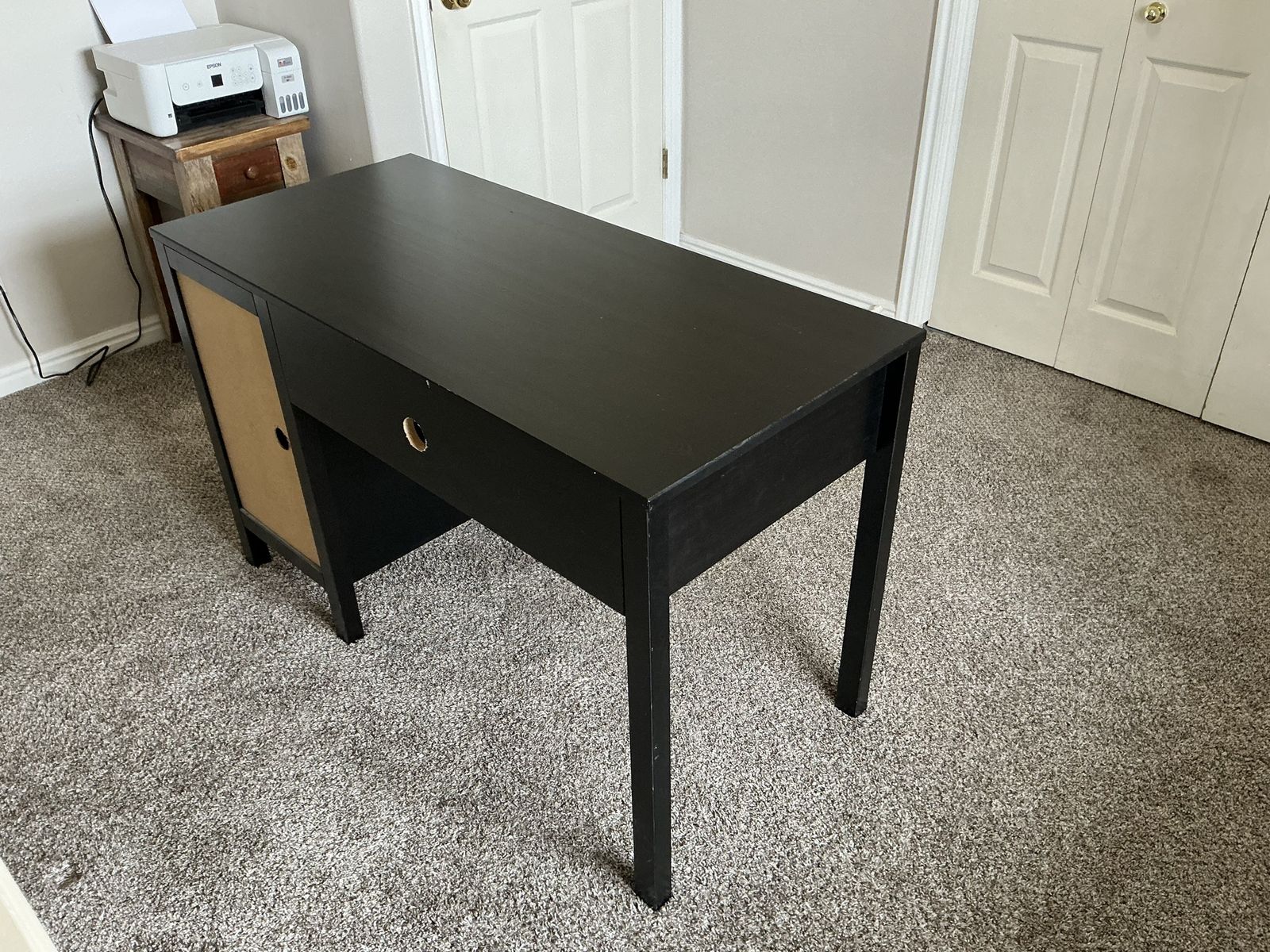 Main image 3