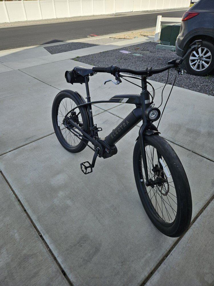 Trek Cafe moto go Electric cruiser bike