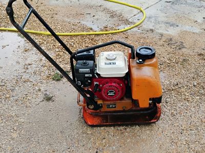Plate Compactor
