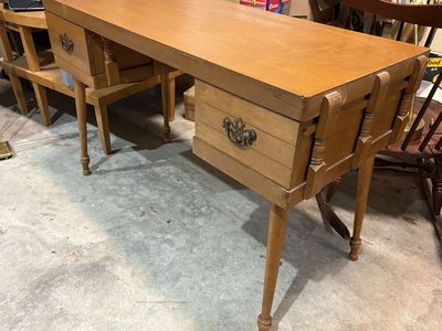 Adorable vintage Mid Century desk w drawers. Beautiful, real wood top