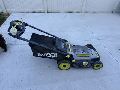 Ryobi 3 in 1 mower RY401018