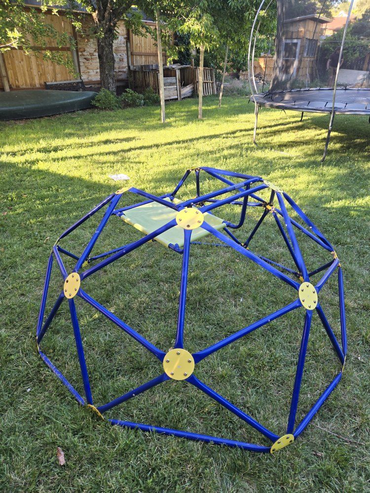 Kids climbing dome