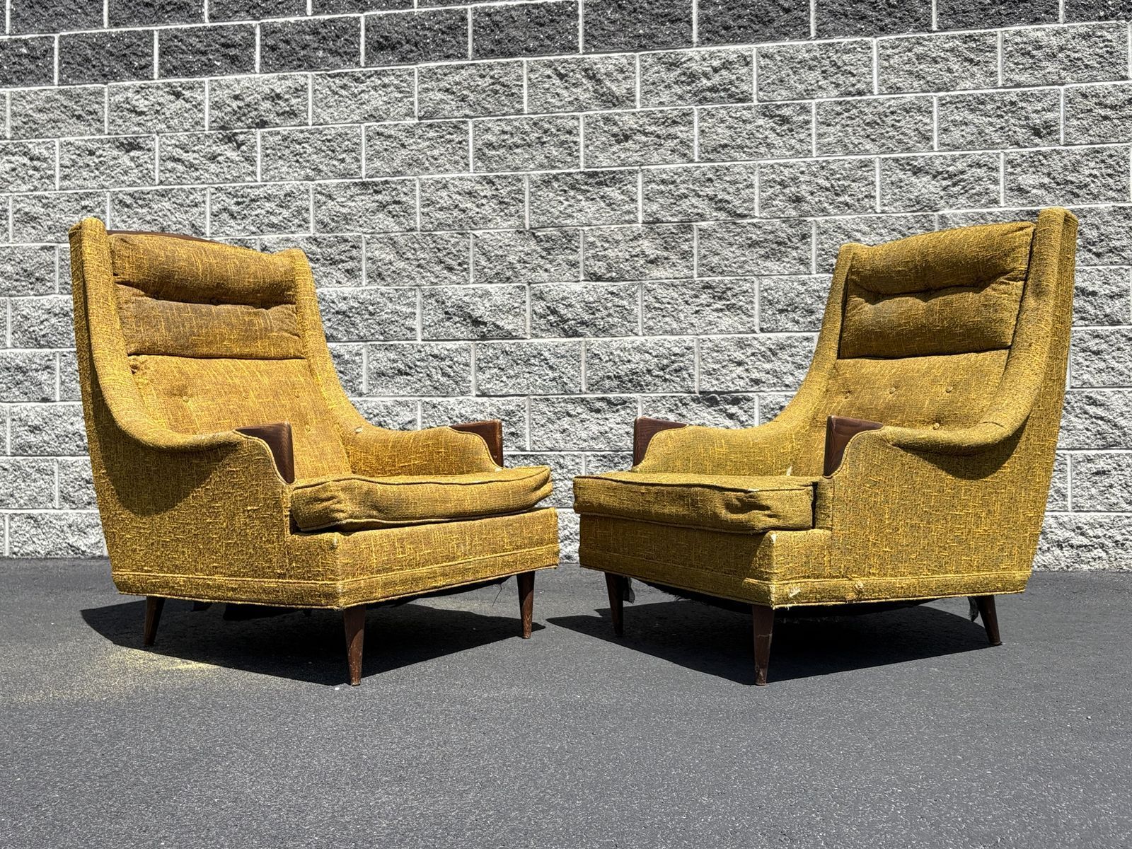 Awesome PAIR of vintage Mid Century Modern armchairs + matching ottoman.  Kroehler Avant Designs collection. MCM