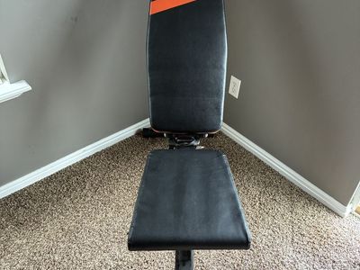Weight bench