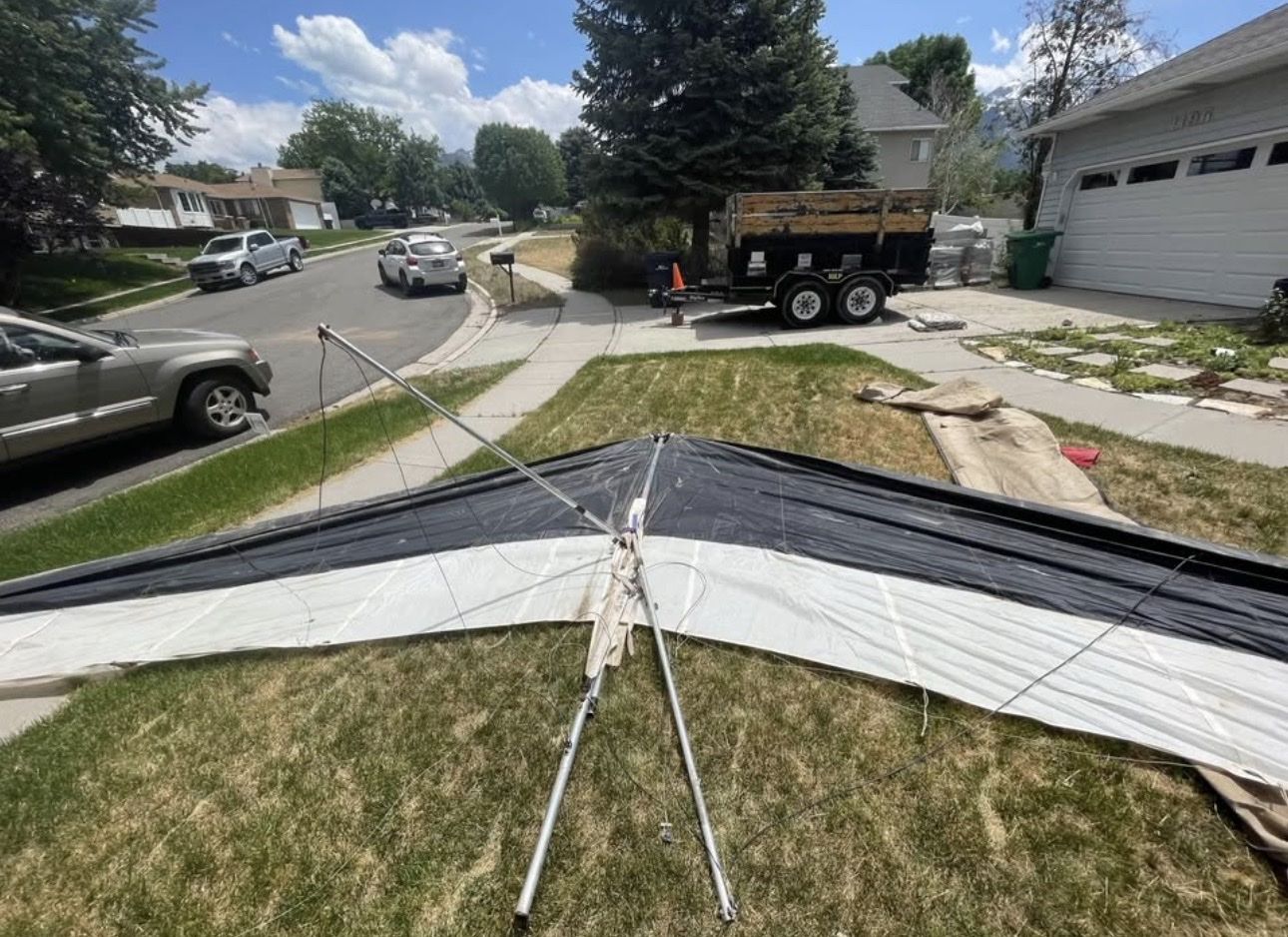 Vintage Wills wing Duck 180 Hang Glider with Black and White Sail