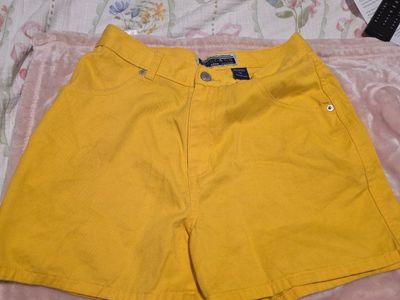 Girls Bottoms Clothing Lot - Flare Jeans, Yellow Denim Shorts, Pink Athletic Shorts, swimsuit 🩱, leggings..size M/L