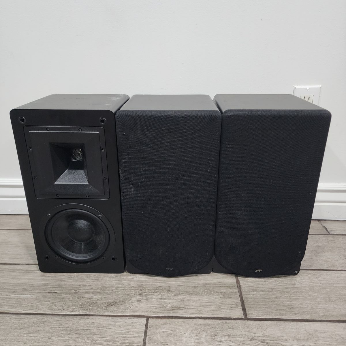 SET OF THREE HSU HB-1 BOOKSHELF SPEAKERS WORKS GREAT NICE QUALITY HIGH END HOME AUDIO