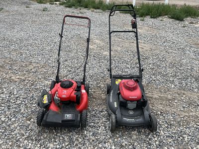 Lawnmowers mechanics special