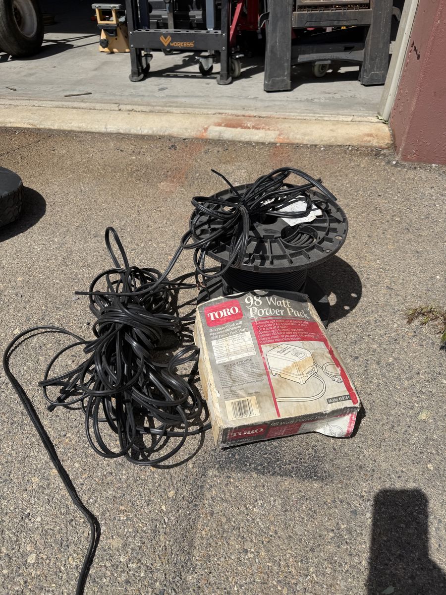 Landscape lighting transformer and wire