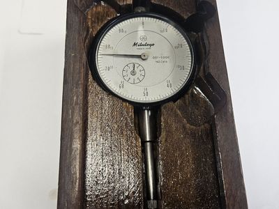 Mitutoyo 0-1" dial indicator