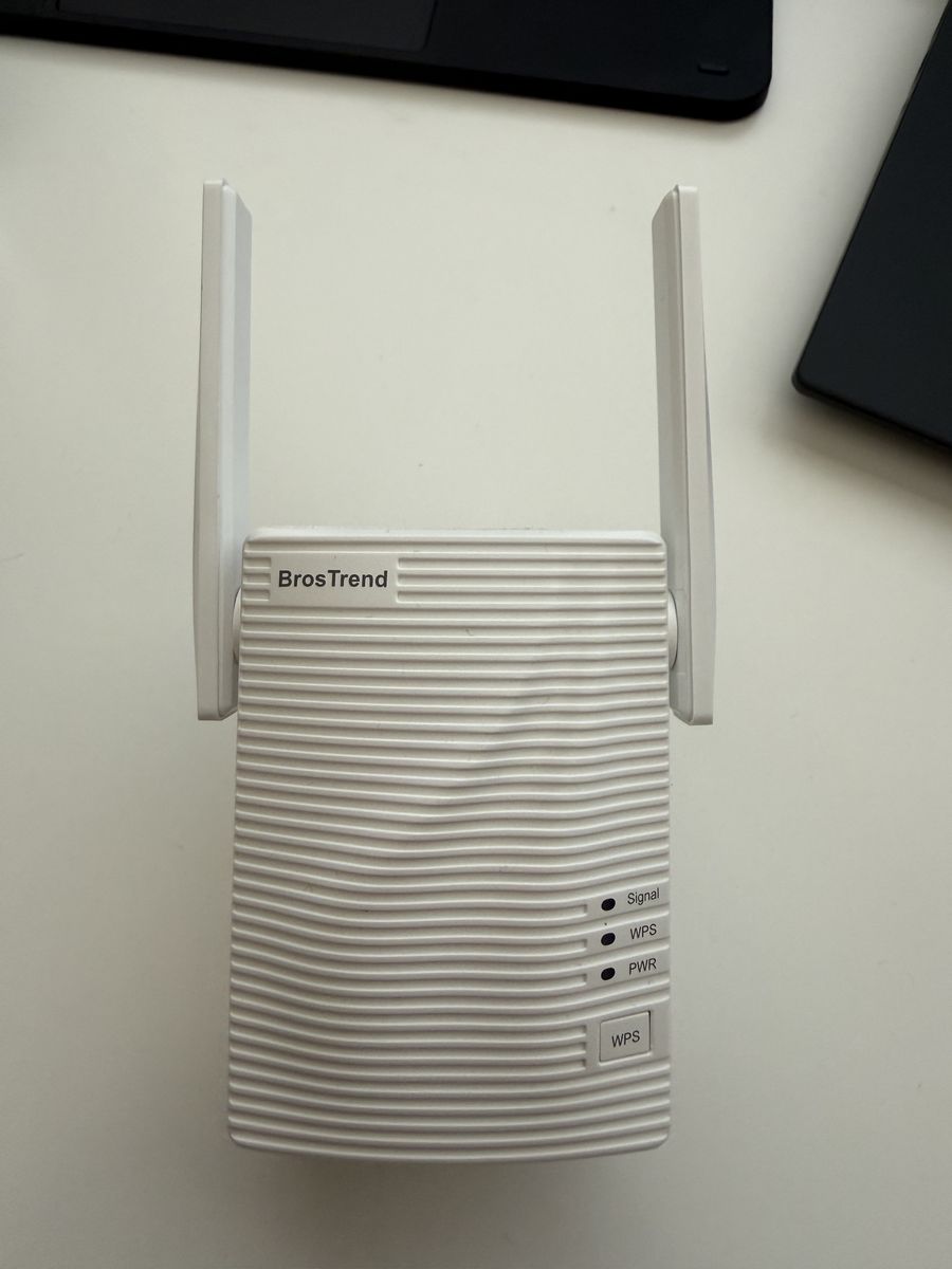 BrosTrend WiFi Extender 1200