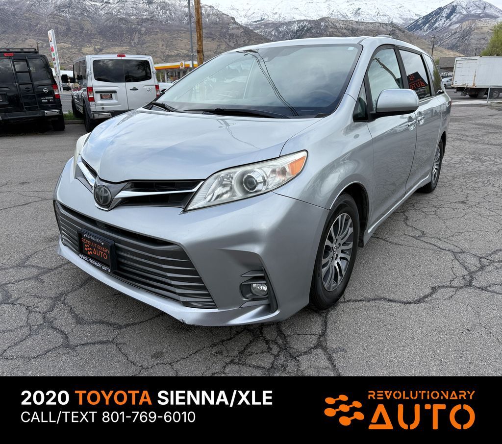 2020 Toyota Sienna XLE 8-Passenger