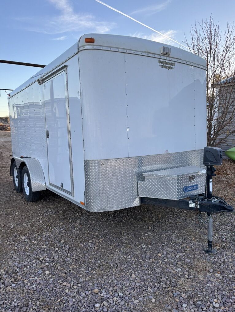 2006 Express by Forest River