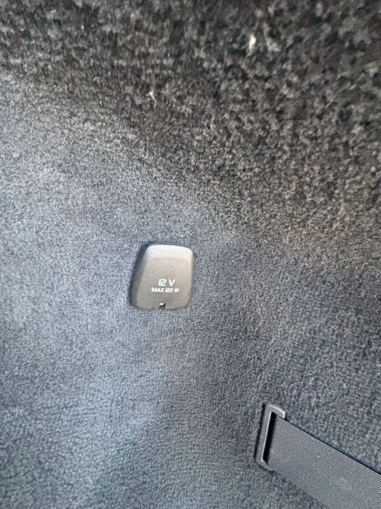 Main image 27