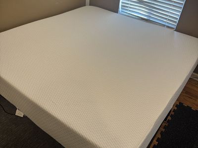 Tuft & Needle King Size Mattress with Metal Frame - Excellent Condition, Waterproof Covered