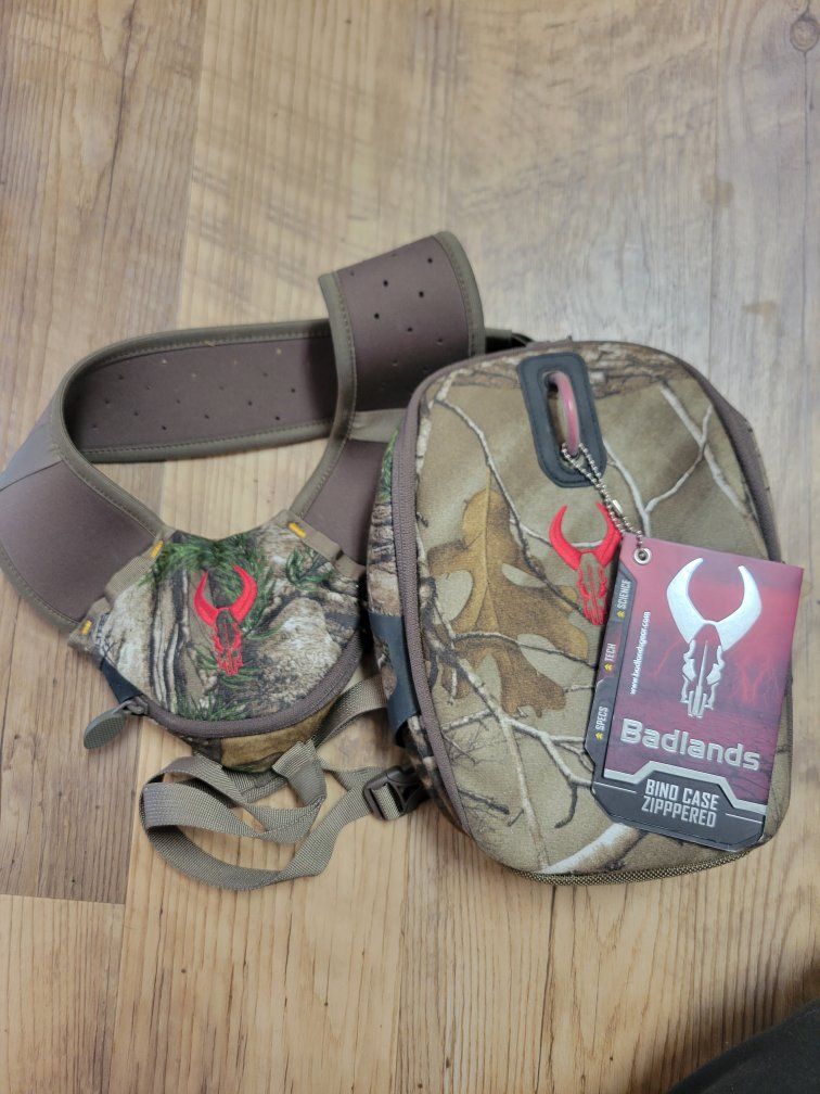 Badlands bino case harness