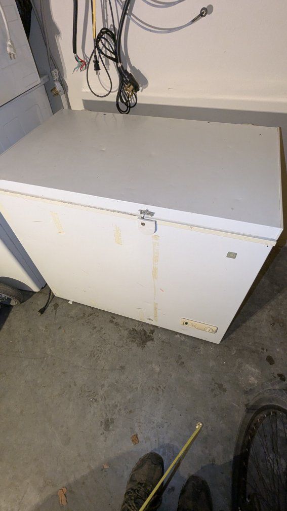 GE Chest freezer