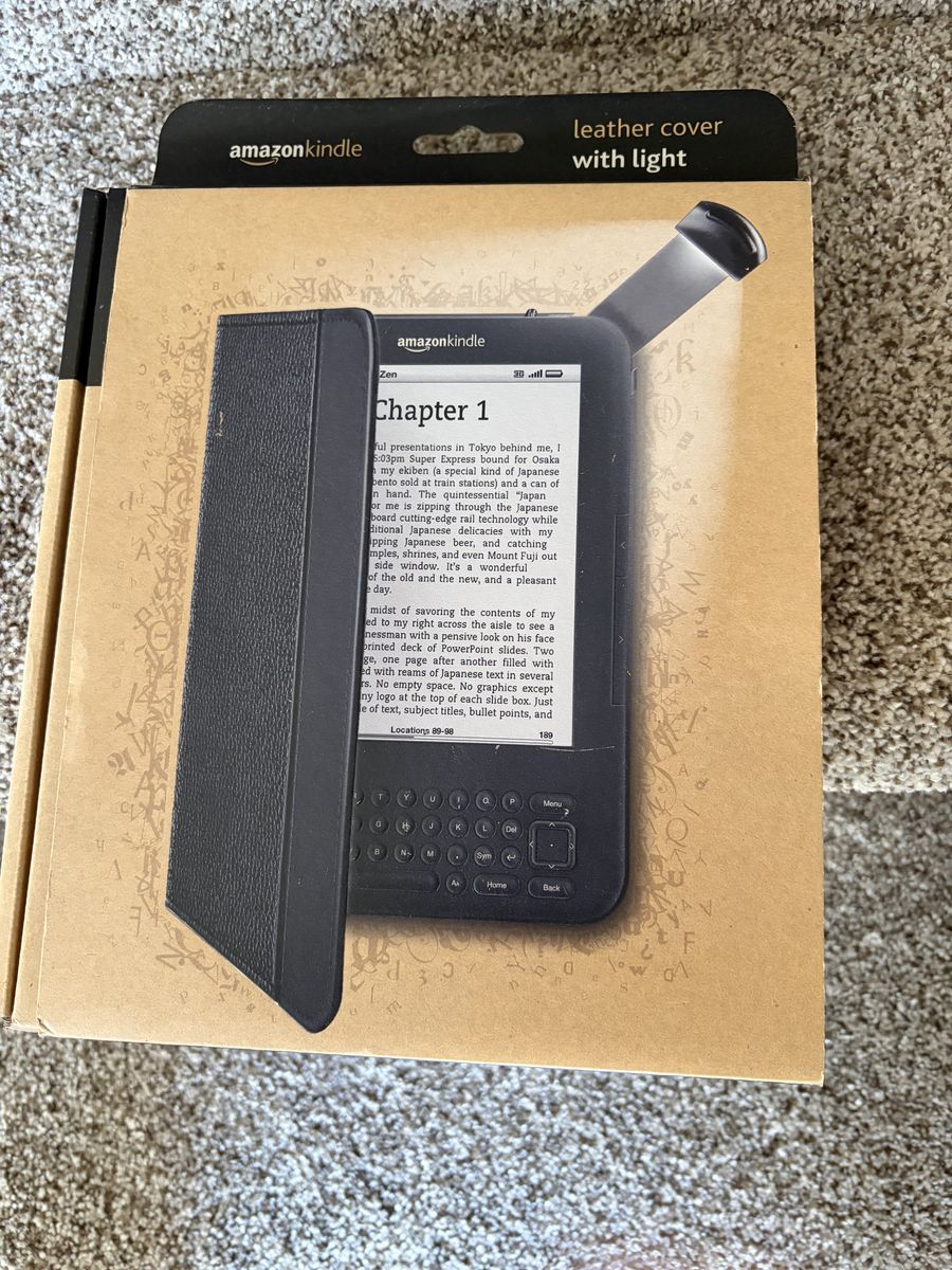 Amazon kindle leather cover with light