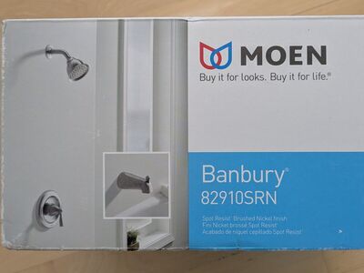 Moen tub fixtures set