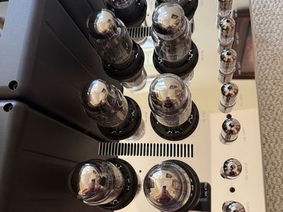 McIntosh MC1502 Tube Amplifier - Dealer Demo - Mint