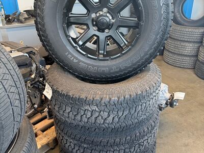 Jeep Wrangler JK, 17x8 Ultra Motorsports Wheels w Kumho tires