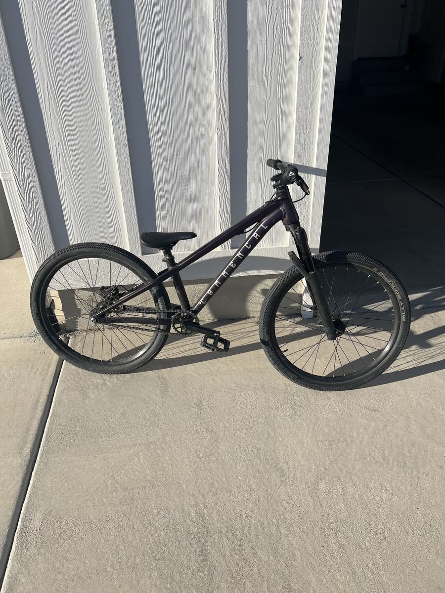 Commencal Absolut 24 Dirt Jumper