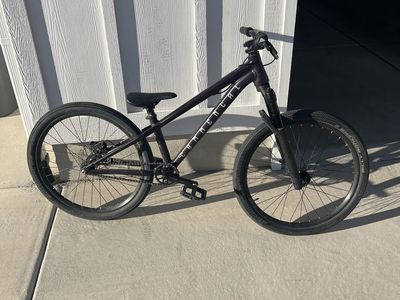 Commencal Absolut 24 Dirt Jumper