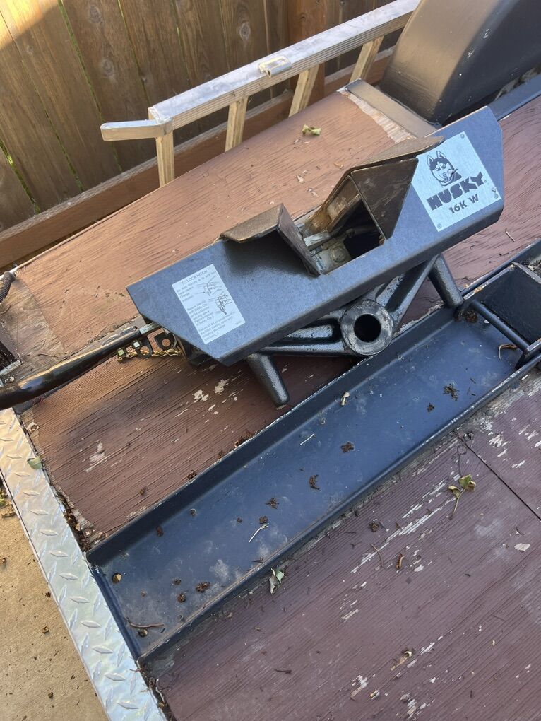 16 K 5 Th Wheel Hitch