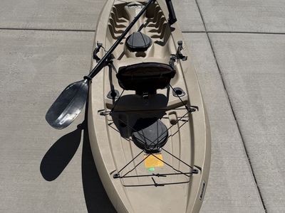 10' Lifetime Fishing Kayak
