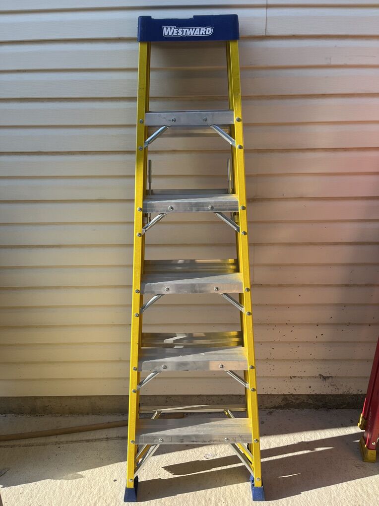 Six Foot Fiberglass Ladder