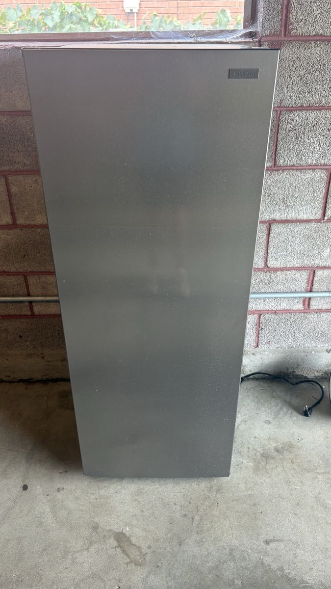 Vissani Stainless Steel Refrigerator