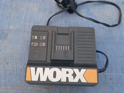 Worx Lithium-Ion Cordless Power Tool Battery Charger