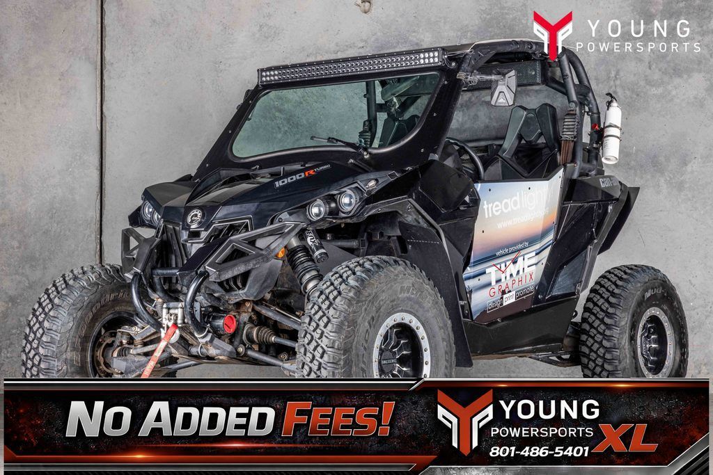 2017 Can-Am® Maverick™ TURBO 1000R Turbo Triple Black