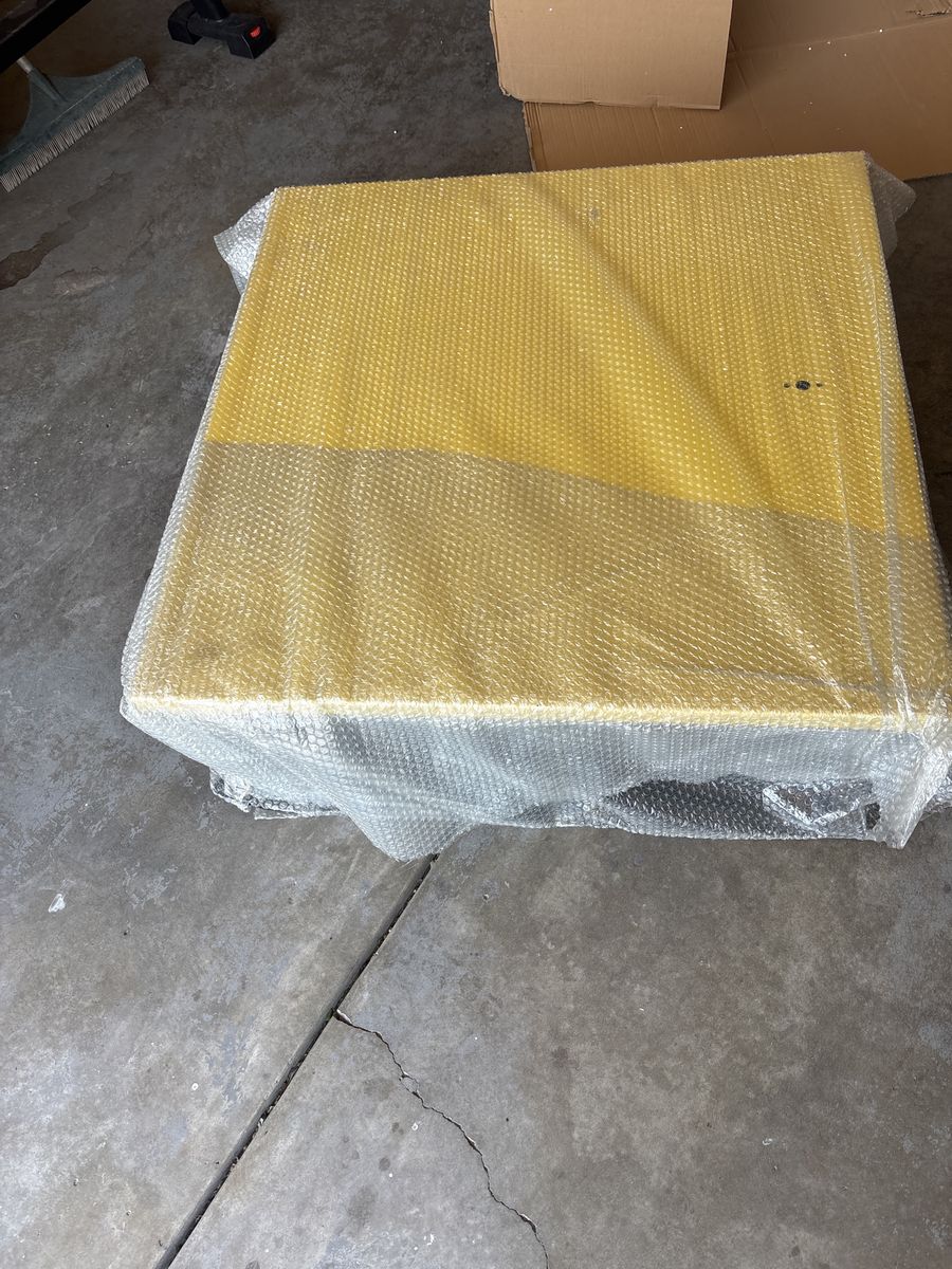Yellow & Black 304 Stainless Steel Emergency Exit Roof Hatch Cover, 20x20in (51x51cm) with Latch & Handle