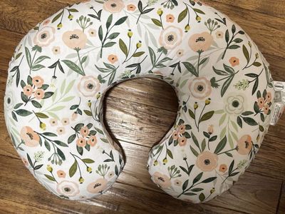 Floral Boppy Pillow with 2 covers