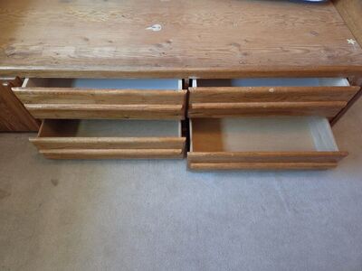 Twin Oak bed w/ 4 drawers and cupboard storage