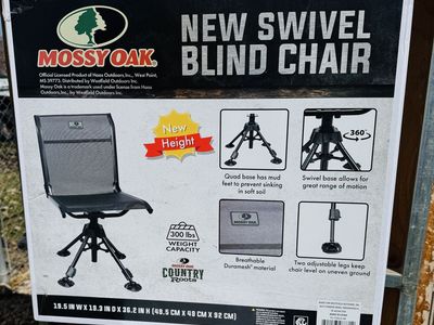 "NEW" Mossy Oak New Swivel Blind Chair