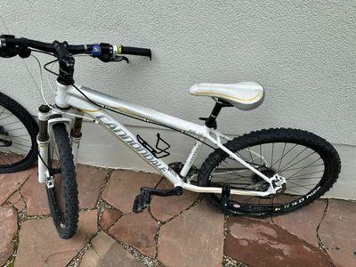 Cannondale Mountian Bike in Excellent Condition